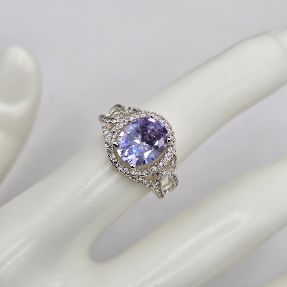 Swarovski Crystal Elements Silver Statement Ring Light Amethyst Purple Size 7 - Picture 8 of 9